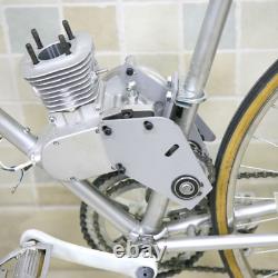 Kit d'accessoires pour moteur de vélo à moteur 2-temps de 100 cc avec dérailleur de vélo.